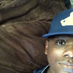 Meet your Posher, Stefon